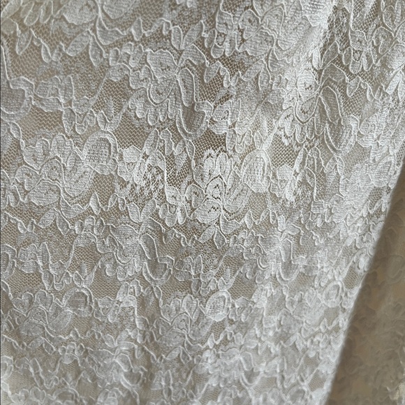 Arula Feminine Boho Cream/Ivory Lace Ruffle Mini Dress - Size B (18/20) - NWOT - Picture 4 of 9